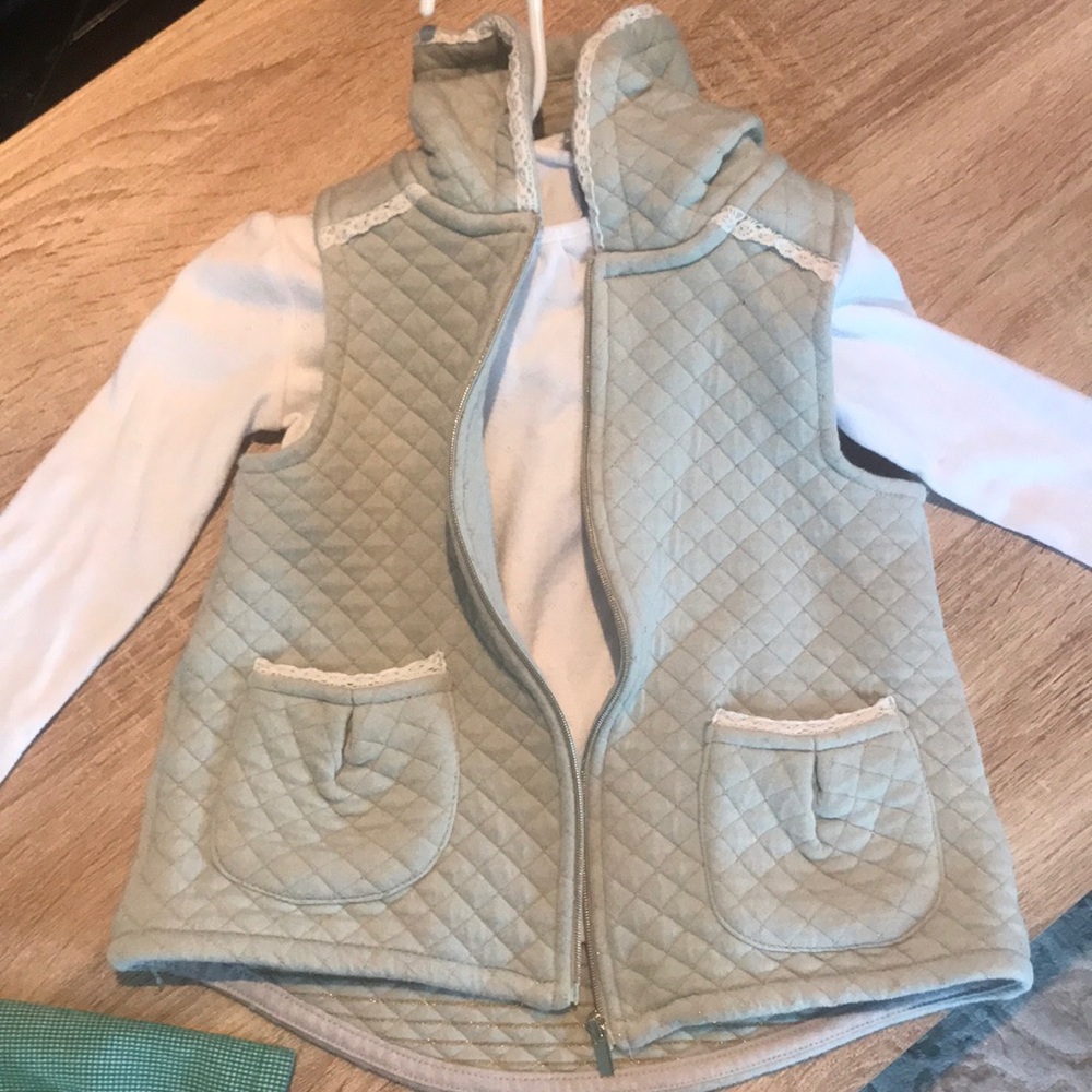 Vest by max studio(giving top for free)